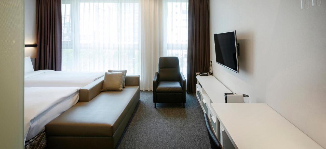 Grand City Hotel Чханвон Экстерьер фото